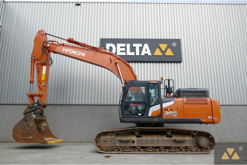 Hitachi ZX300LC-7 - Ekskavator me zinxhirë: foto 1 Hitachi ZX300LC-7 - Ekskavator me zinxhirë: foto 1