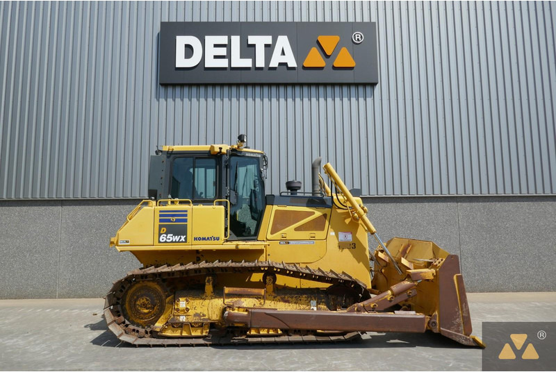 Komatsu D65WX-17 - Buldozer: foto 2 Komatsu D65WX-17 - Buldozer: foto 2