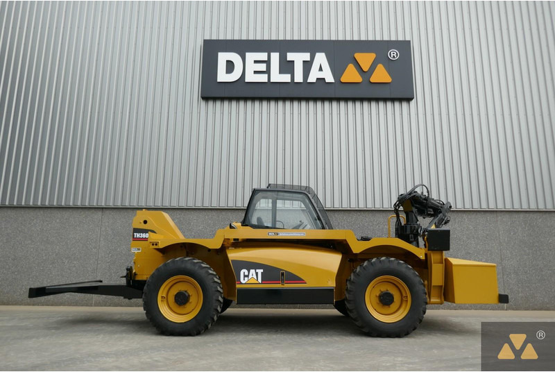 Caterpillar TH360B Welding Tractor - Makineri ndërtimi: foto 2 Caterpillar TH360B Welding Tractor - Makineri ndërtimi: foto 2