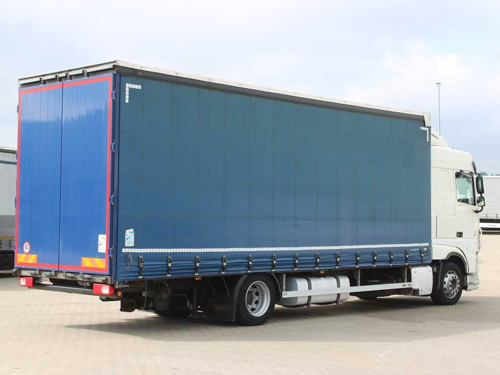 DAF XF 450, EURO 6, SECONDARY AIR CONDITIONIG - Kamion me tendë: foto 3 DAF XF 450, EURO 6, SECONDARY AIR CONDITIONIG - Kamion me tendë: foto 3
