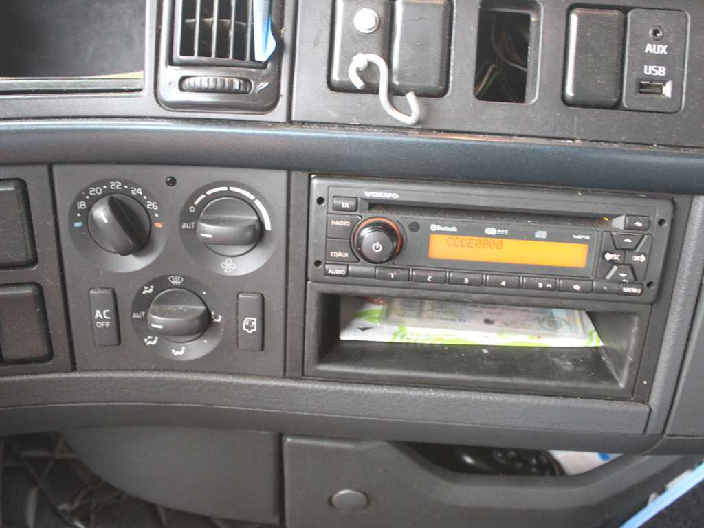 Gjysmë-kamion Volvo FH 420, EURO 5 EEV, LOWDECK, AIR SUSPENSION, VEB +: foto 12 Gjysmë-kamion Volvo FH 420, EURO 5 EEV, LOWDECK, AIR SUSPENSION, VEB +: foto 12