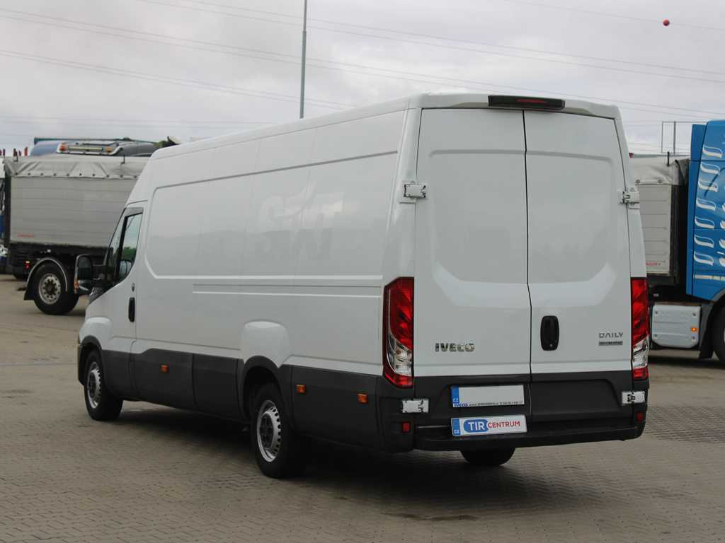 Iveco Daily 35S16 - Furgon: foto 5 Iveco Daily 35S16 - Furgon: foto 5