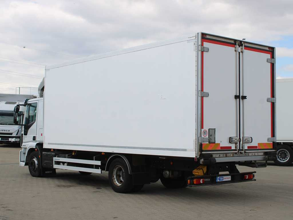 Iveco EUROCARGO 120E, EURO 6, INDEPENDENT AIR CONDITIONING, CARRIER SUPRA 450 - Kamion frigorifer: foto 5 Iveco EUROCARGO 120E, EURO 6, INDEPENDENT AIR CONDITIONING, CARRIER SUPRA 450 - Kamion frigorifer: foto 5