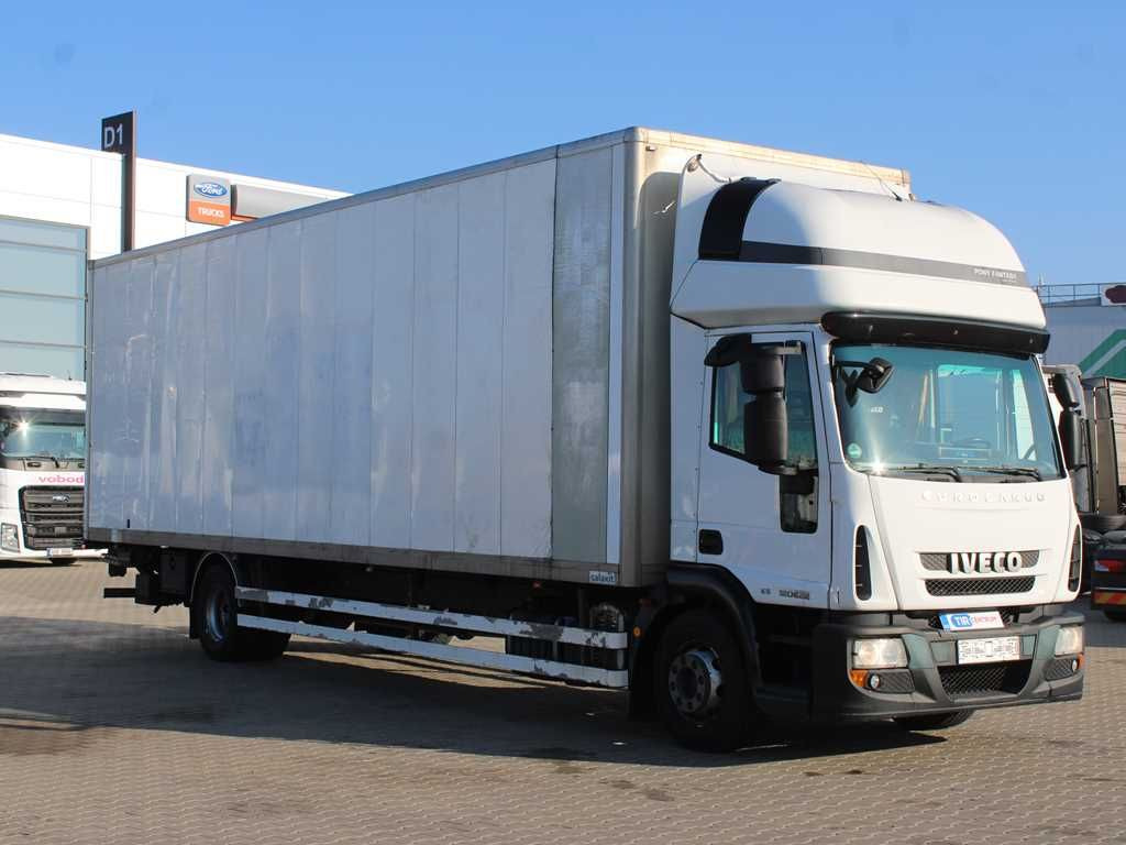 Iveco EUROCARGO 120E22, EURO 5, TAIL LIFT, PNEU 80% - Kamion vagonetë: foto 2 Iveco EUROCARGO 120E22, EURO 5, TAIL LIFT, PNEU 80% - Kamion vagonetë: foto 2