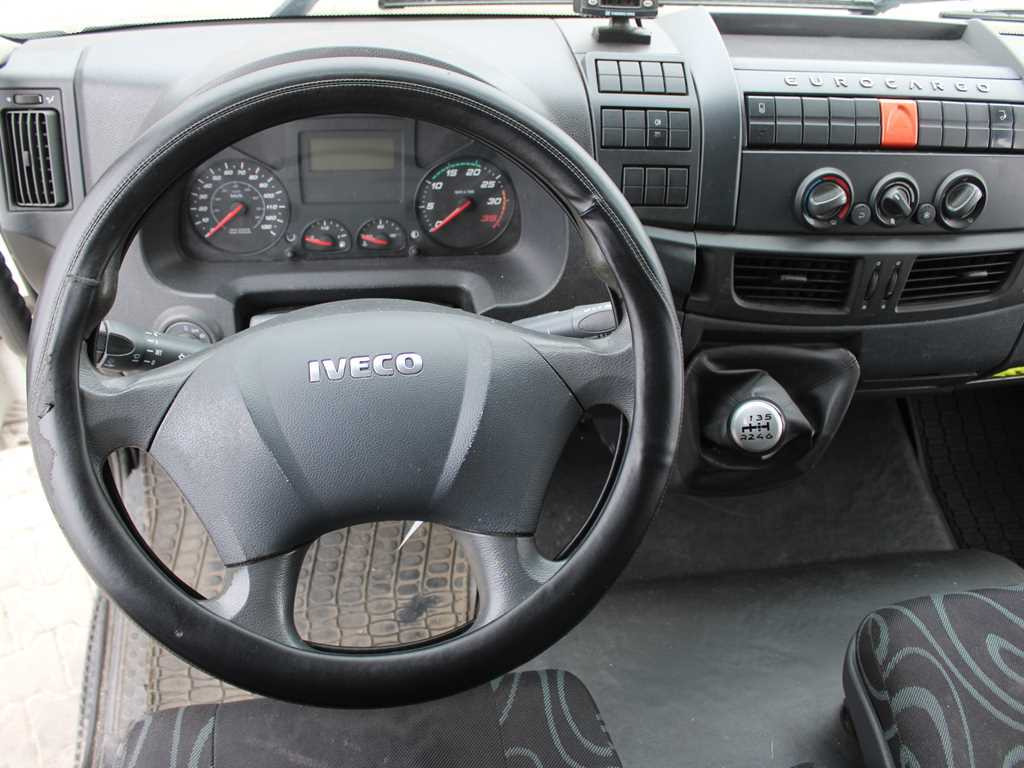 Kamion frigorifer Iveco EUROCARGO 75E19, THERMO KING C - 450e, HYDRAULIC FRONT: foto 11