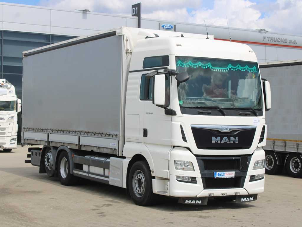 MAN TGS 26.440, 6X2, EURO 5, LIFTING AXLE + PV018H - Kamion me tendë: foto 2 MAN TGS 26.440, 6X2, EURO 5, LIFTING AXLE + PV018H - Kamion me tendë: foto 2