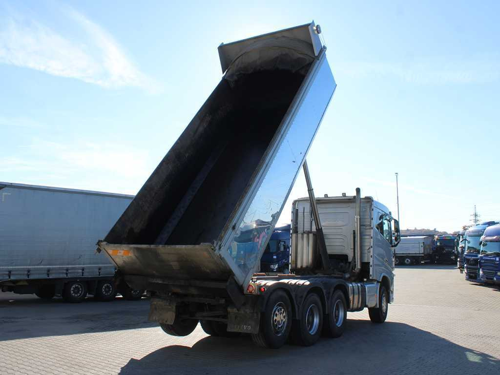 Volvo FH 750, EURO 6, 8X4, LIFTING AXLE, VEB +, 17m³ - Kamion vetëshkarkues: foto 5 Volvo FH 750, EURO 6, 8X4, LIFTING AXLE, VEB +, 17m³ - Kamion vetëshkarkues: foto 5