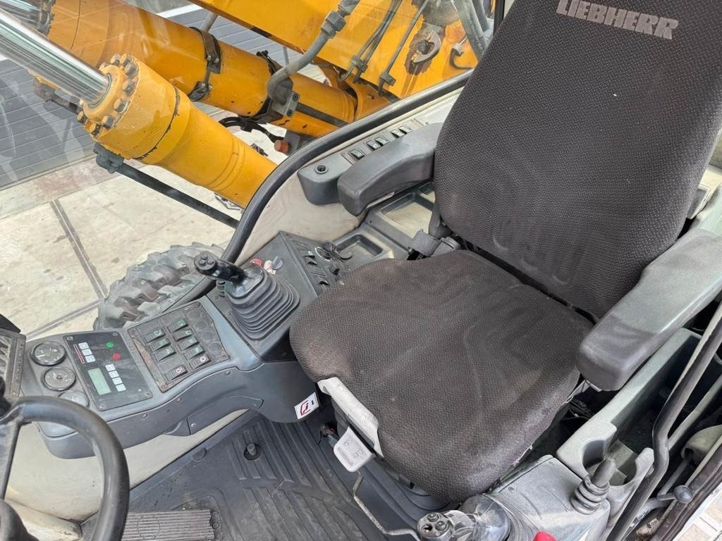 Ekskavator për mbetje Liebherr A 316: foto 11