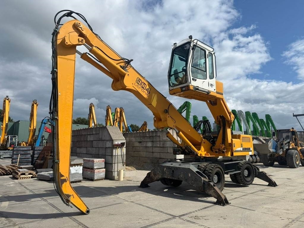 Liebherr A 904 - Ekskavator për mbetje: foto 2 Liebherr A 904 - Ekskavator për mbetje: foto 2
