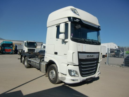 DAF XF 480 FAR BDF SSC Euro 6 Liftachse, Retarder - Transportjer kontejnerësh/ Kamion me karroceri të çmontueshme: foto 3 DAF XF 480 FAR BDF SSC Euro 6 Liftachse, Retarder - Transportjer kontejnerësh/ Kamion me karroceri të çmontueshme: foto 3