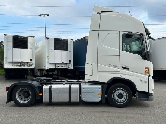 Volvo FH 500 E6, Low Deck, I-Shift, Voll-Luft, Standklima - Gjysmë-kamion: foto 4 Volvo FH 500 E6, Low Deck, I-Shift, Voll-Luft, Standklima - Gjysmë-kamion: foto 4