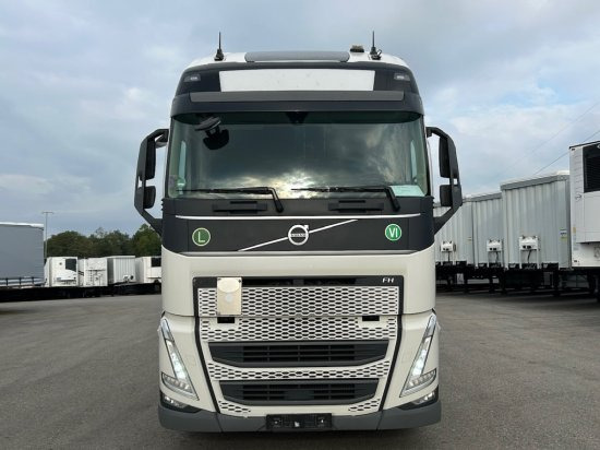 Volvo FH 500 E6, Low Deck, I-Shift, Voll-Luft, Standklima - Gjysmë-kamion: foto 2 Volvo FH 500 E6, Low Deck, I-Shift, Voll-Luft, Standklima - Gjysmë-kamion: foto 2