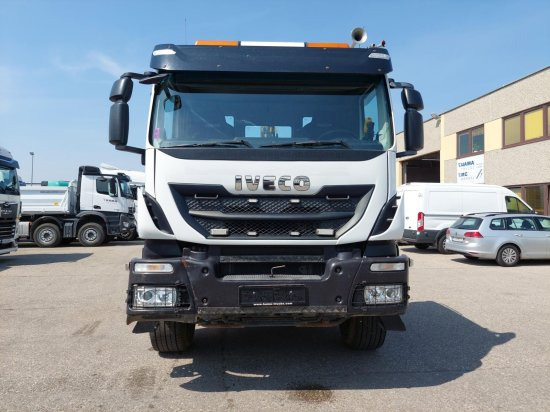 Iveco 8x4 Meiller Abroller, Automatik, E6, Retarder, - Kamion vetëngarkues, Kamion me vinç: foto 2 Iveco 8x4 Meiller Abroller, Automatik, E6, Retarder, - Kamion vetëngarkues, Kamion me vinç: foto 2
