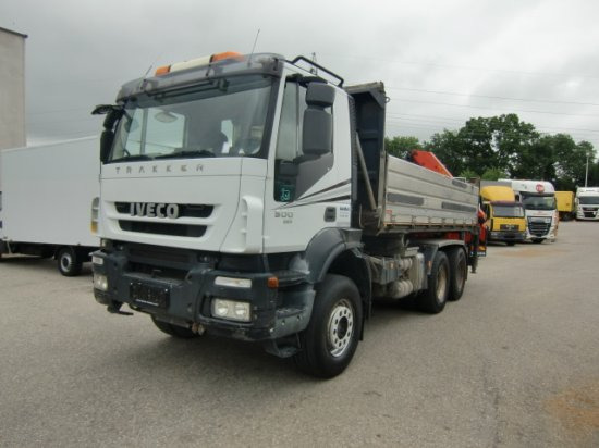 Iveco Trakker KPFC1/2A4_85_1313 Palfinger PK 16502 - Kamion vetëshkarkues, Kamion me vinç: foto 1 Iveco Trakker KPFC1/2A4_85_1313 Palfinger PK 16502 - Kamion vetëshkarkues, Kamion me vinç: foto 1