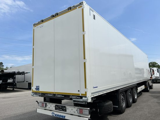 Krone SDK27 Dryliner Koffer Auflieger, Zurschienen - Gjysmë rimorkio me vagonetë të mbyllur: foto 4 Krone SDK27 Dryliner Koffer Auflieger, Zurschienen - Gjysmë rimorkio me vagonetë të mbyllur: foto 4