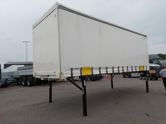 Krone Wechselpritsche 7,45 Meter , XL Zertifikat, 10 Stück - Transportjer kontejnerësh/ Rimorkio me karroceri të çmontueshme: foto 1 Krone Wechselpritsche 7,45 Meter , XL Zertifikat, 10 Stück - Transportjer kontejnerësh/ Rimorkio me karroceri të çmontueshme: foto 1