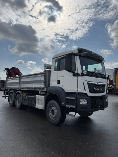 MAN TGS 26.430 6x4 3-Seitenkipper, HMF 2020K-RC Heckkran abnehmbar, - Kamion vetëshkarkues, Kamion me vinç: foto 3 MAN TGS 26.430 6x4 3-Seitenkipper, HMF 2020K-RC Heckkran abnehmbar, - Kamion vetëshkarkues, Kamion me vinç: foto 3
