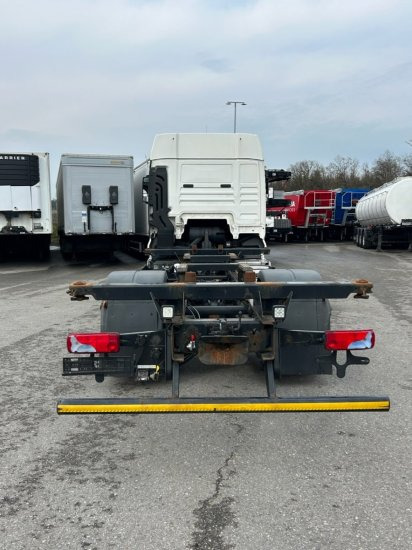 MAN TGX 18.460 XLX, 4x2, Euro 6, Standklima - Transportjer kontejnerësh/ Kamion me karroceri të çmontueshme: foto 5 MAN TGX 18.460 XLX, 4x2, Euro 6, Standklima - Transportjer kontejnerësh/ Kamion me karroceri të çmontueshme: foto 5