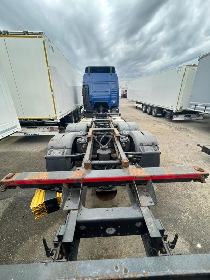 MAN TGX 26.440 XLX 6x2 Liftachse, Euro 6, Motorschaden - Transportjer kontejnerësh/ Kamion me karroceri të çmontueshme: foto 3 MAN TGX 26.440 XLX 6x2 Liftachse, Euro 6, Motorschaden - Transportjer kontejnerësh/ Kamion me karroceri të çmontueshme: foto 3