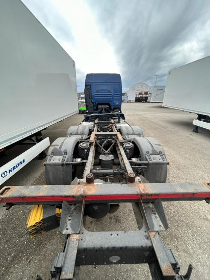 MAN TGX 26.440 XLX 6x2 Liftachse, Euro 6, Retarder, Motorschaden engine damage! - Transportjer kontejnerësh/ Kamion me karroceri të çmontueshme: foto 4 MAN TGX 26.440 XLX 6x2 Liftachse, Euro 6, Retarder, Motorschaden engine damage! - Transportjer kontejnerësh/ Kamion me karroceri të çmontueshme: foto 4