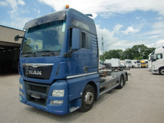 MAN TGX 26.440 XXL 6x2 Liftachse Euro 6 - Transportjer kontejnerësh/ Kamion me karroceri të çmontueshme: foto 1 MAN TGX 26.440 XXL 6x2 Liftachse Euro 6 - Transportjer kontejnerësh/ Kamion me karroceri të çmontueshme: foto 1