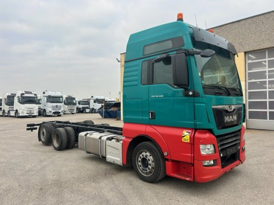 MAN TGX 26.500 XXL, 6x2, Jumbo, Liftachse, Intarder, Euro6, Full-Air - Kamion kabinë-shasi: foto 3 MAN TGX 26.500 XXL, 6x2, Jumbo, Liftachse, Intarder, Euro6, Full-Air - Kamion kabinë-shasi: foto 3