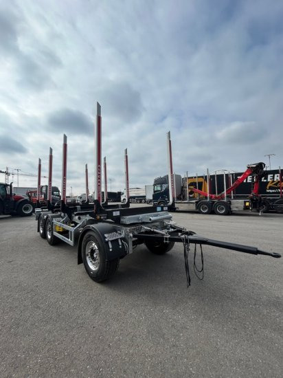 MF-CT, Holzanhänger, 3-Achsen, 4 Rungenpaare, - Rimorkio për transport druri: foto 3 MF-CT, Holzanhänger, 3-Achsen, 4 Rungenpaare, - Rimorkio për transport druri: foto 3