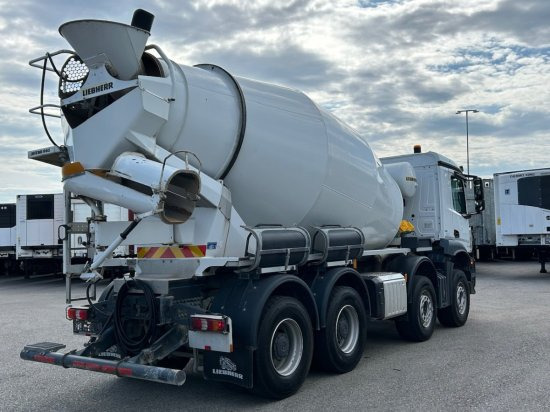 Mercedes-Benz Arocs 3743, 8x4 Betonmischer, Euro 6, 9m³ Liebherr Mischer - Autobetoniere: foto 3 Mercedes-Benz Arocs 3743, 8x4 Betonmischer, Euro 6, 9m³ Liebherr Mischer - Autobetoniere: foto 3