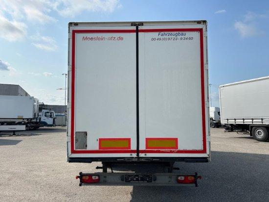 Möslein EK1-D Schwebheim Durchlader, Anhänger - Rimorkio me vagonetë të mbyllur: foto 4 Möslein EK1-D Schwebheim Durchlader, Anhänger - Rimorkio me vagonetë të mbyllur: foto 4