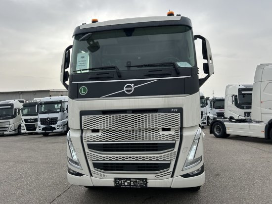 Volvo FH 500 6X2 Euro6, Retarder, Pritsche, Palfinger PK22002-EH - Kamion me karroceri të hapur, Kamion me vinç: foto 2 Volvo FH 500 6X2 Euro6, Retarder, Pritsche, Palfinger PK22002-EH - Kamion me karroceri të hapur, Kamion me vinç: foto 2