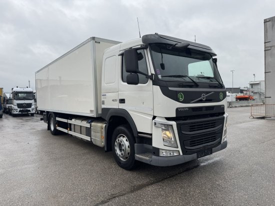 Volvo FM 420, Schlafkabine Koffer mit Ladebordwand - Kamion vagonetë: foto 3 Volvo FM 420, Schlafkabine Koffer mit Ladebordwand - Kamion vagonetë: foto 3
