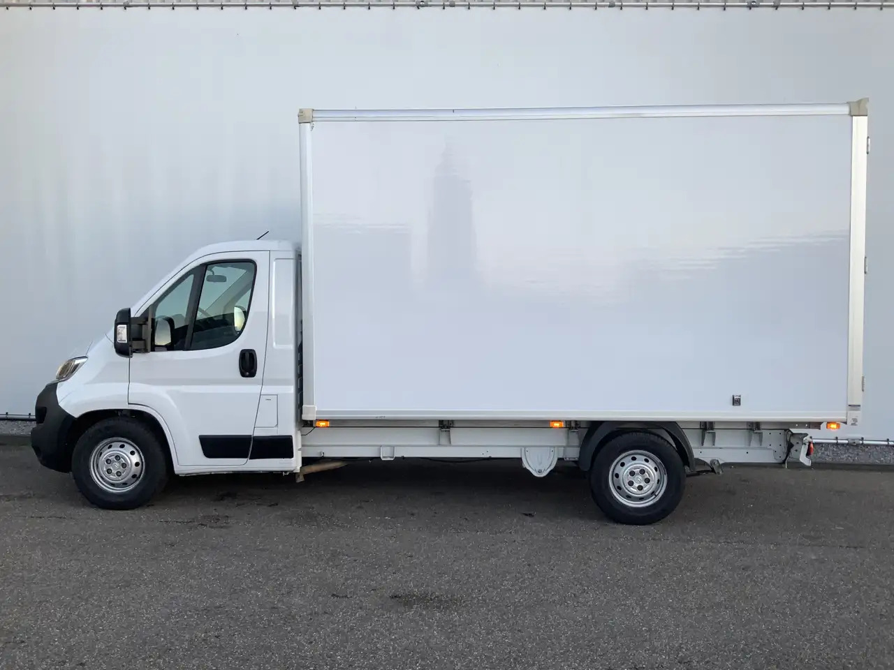 Citroen Jumper 2.2 BlueHDi 165 L3 3.5t Meubel bak & Deuren Airco - Kamioncine me kontinier: foto 3 Citroen Jumper 2.2 BlueHDi 165 L3 3.5t Meubel bak & Deuren Airco - Kamioncine me kontinier: foto 3