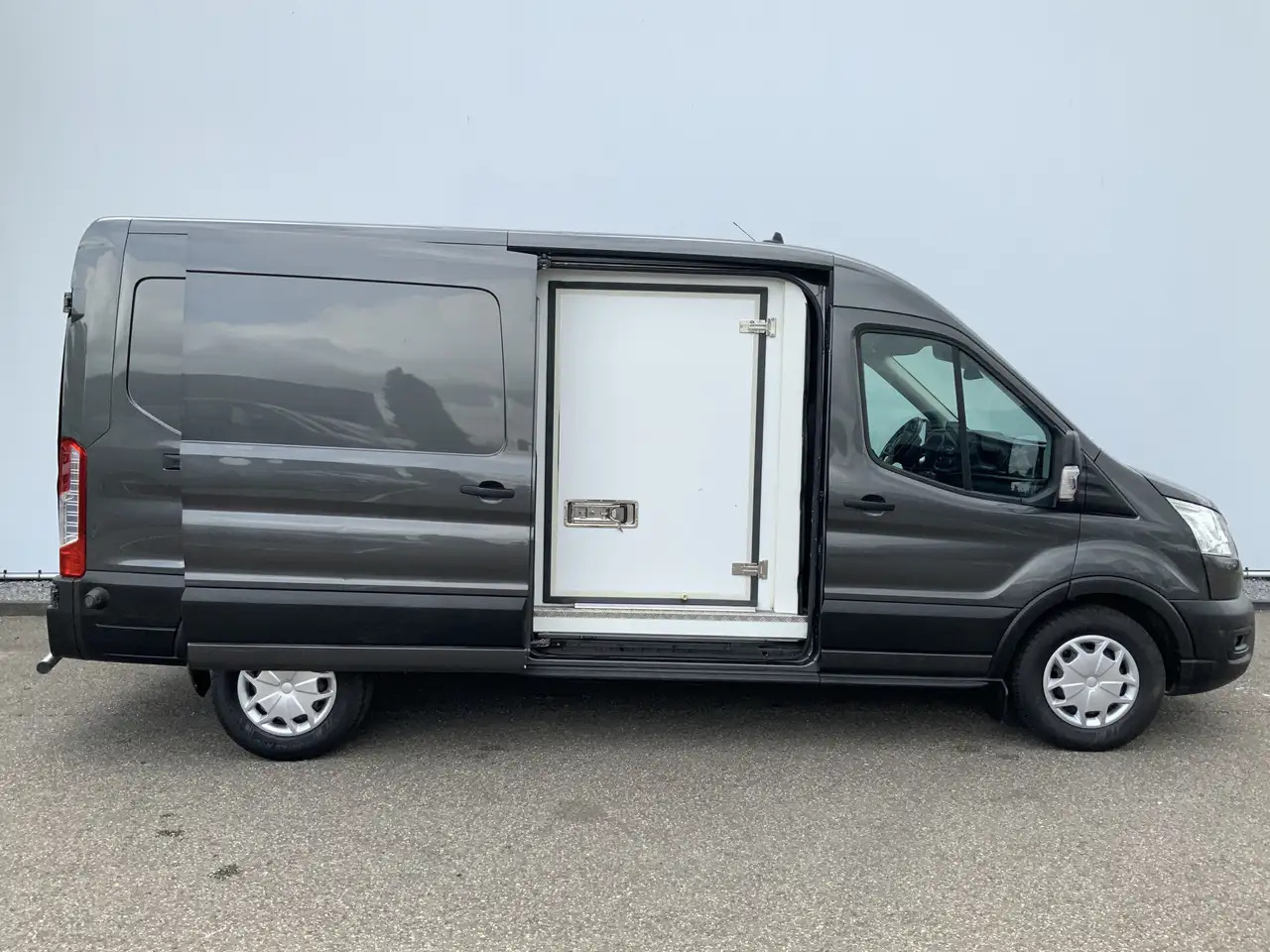 Ford Transit 350 2.0 TDCI L3H2 Trend Koelauto & Vries Automaat - Furgon frigorifer: foto 2 Ford Transit 350 2.0 TDCI L3H2 Trend Koelauto & Vries Automaat - Furgon frigorifer: foto 2
