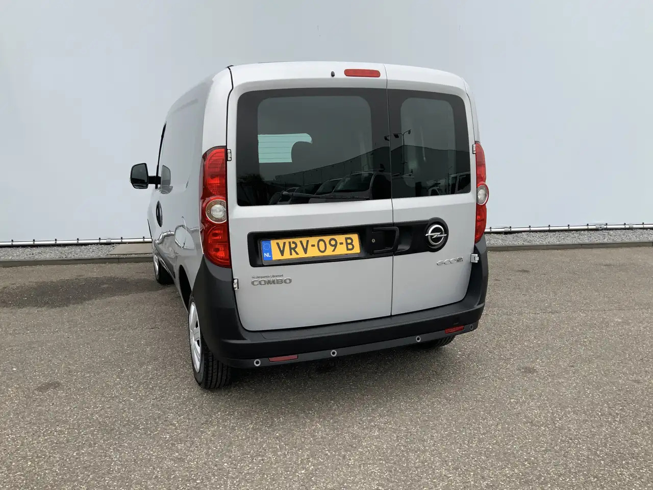 Opel Combo 1.3 CDTi L1H1 Edition Airco Euro 6 - Makineritë e tjera: foto 2 Opel Combo 1.3 CDTi L1H1 Edition Airco Euro 6 - Makineritë e tjera: foto 2
