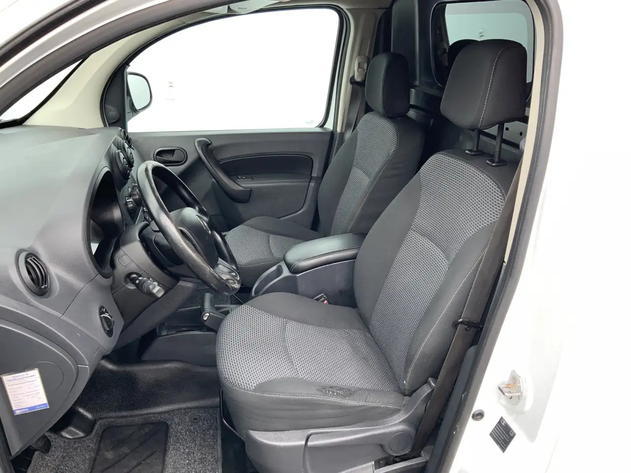 Mercedes-Benz Citan 109 CDI BlueEFFICIENCY Airco Alu Velg Trekhaak 105 - Furgon i vogël: foto 4 Mercedes-Benz Citan 109 CDI BlueEFFICIENCY Airco Alu Velg Trekhaak 105 - Furgon i vogël: foto 4