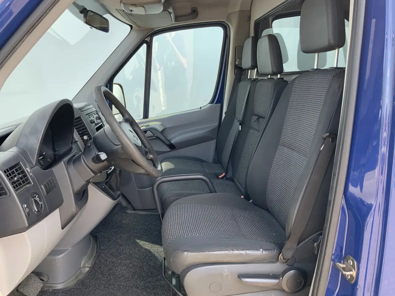 Mercedes-Benz Sprinter 218 3.0 CDI 325 HDL1H1 Automaat Cruise Airco 3 Zit - Furgon: foto 4 Mercedes-Benz Sprinter 218 3.0 CDI 325 HDL1H1 Automaat Cruise Airco 3 Zit - Furgon: foto 4