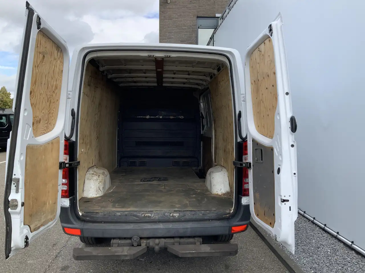 Mercedes-Benz Sprinter 311 2.2 CDI 366 L2 H1 Automaat Trekhaak 2800 kg 3 - Furgon: foto 5 Mercedes-Benz Sprinter 311 2.2 CDI 366 L2 H1 Automaat Trekhaak 2800 kg 3 - Furgon: foto 5