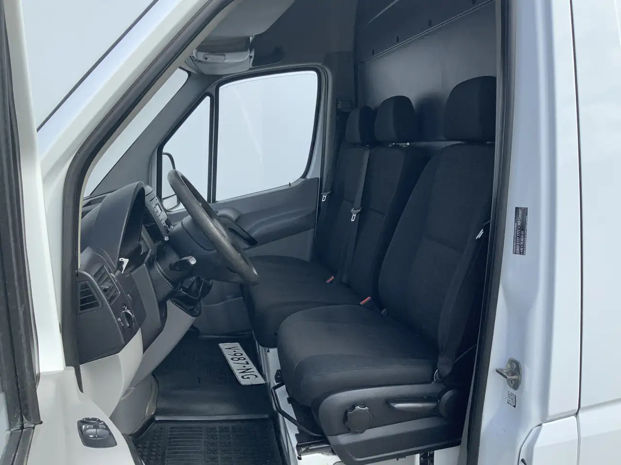 Mercedes-Benz Sprinter 313 2.2 CDI 325 L1 H2 Airco Cruise 3 Zits Trekhaak - Furgon: foto 4 Mercedes-Benz Sprinter 313 2.2 CDI 325 L1 H2 Airco Cruise 3 Zits Trekhaak - Furgon: foto 4