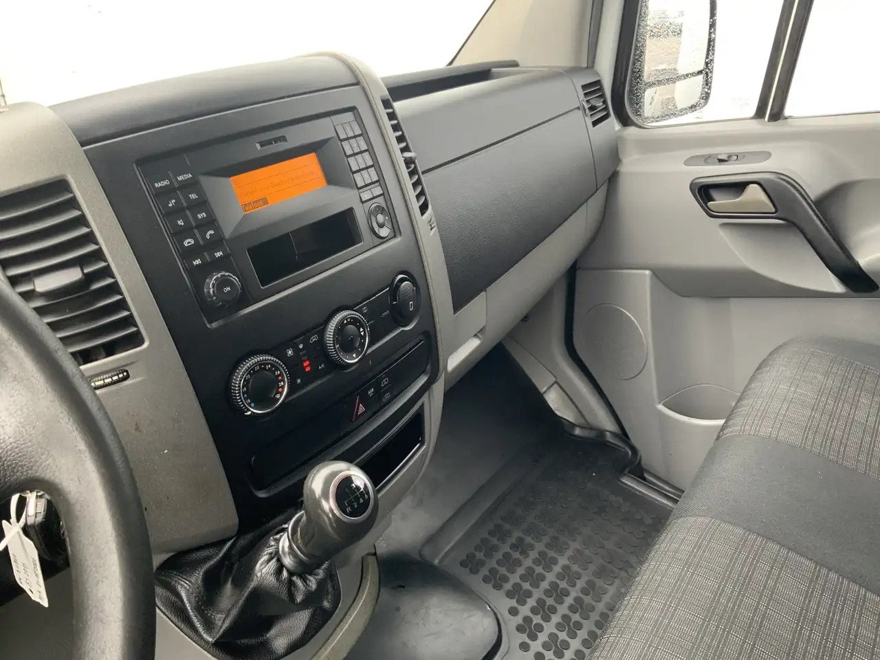Mercedes-Benz Sprinter 313 2.2 CDI 325 L1 H2 Airco Cruise 3 Zits Trekhaak - Furgon: foto 5 Mercedes-Benz Sprinter 313 2.2 CDI 325 L1 H2 Airco Cruise 3 Zits Trekhaak - Furgon: foto 5