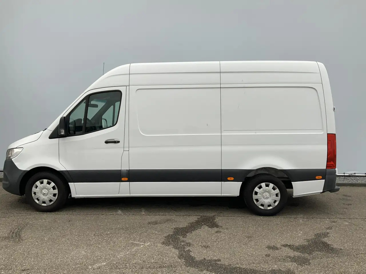 Mercedes-Benz Sprinter 314 2.2 CDI L2H1 EURO VI-D Airco Camera 3 Zits Ext - Furgon: foto 4 Mercedes-Benz Sprinter 314 2.2 CDI L2H1 EURO VI-D Airco Camera 3 Zits Ext - Furgon: foto 4