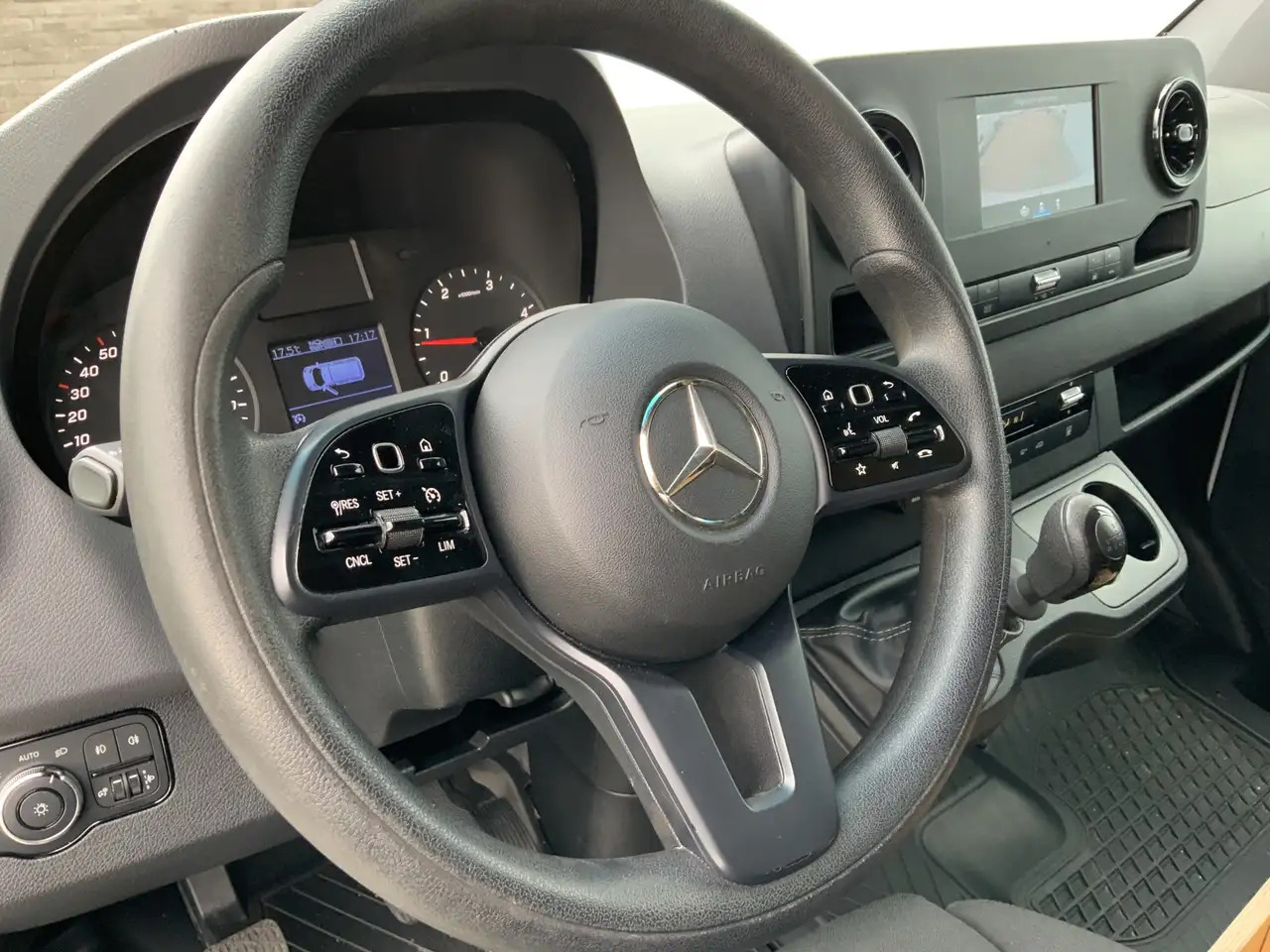 Mercedes-Benz Sprinter 316 2.2 CDI L2H2 Airco Cruise Camera Navi Trekhaak - Furgon: foto 5 Mercedes-Benz Sprinter 316 2.2 CDI L2H2 Airco Cruise Camera Navi Trekhaak - Furgon: foto 5
