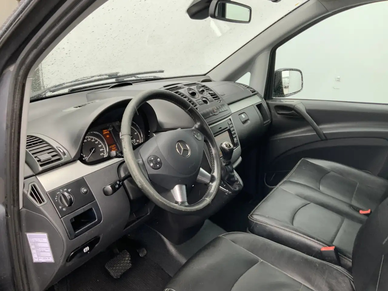 Mercedes-Benz Vito 116 CDI 320 Lang Automaat , Leer , Led , navi Comf - Furgon: foto 5 Mercedes-Benz Vito 116 CDI 320 Lang Automaat , Leer , Led , navi Comf - Furgon: foto 5