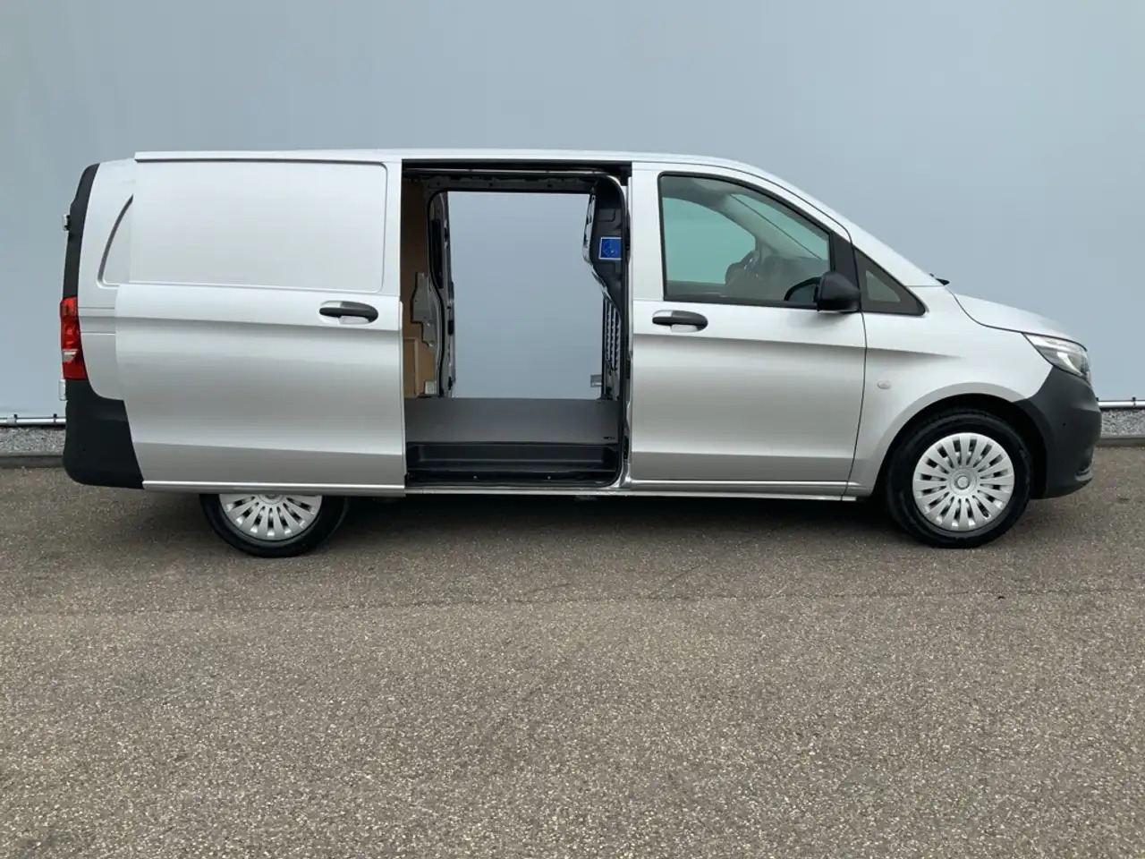 Mercedes-Benz Vito 119 CDI Lang Automaat Airco Cruise Trekhaak 2500 k - Furgon: foto 5 Mercedes-Benz Vito 119 CDI Lang Automaat Airco Cruise Trekhaak 2500 k - Furgon: foto 5
