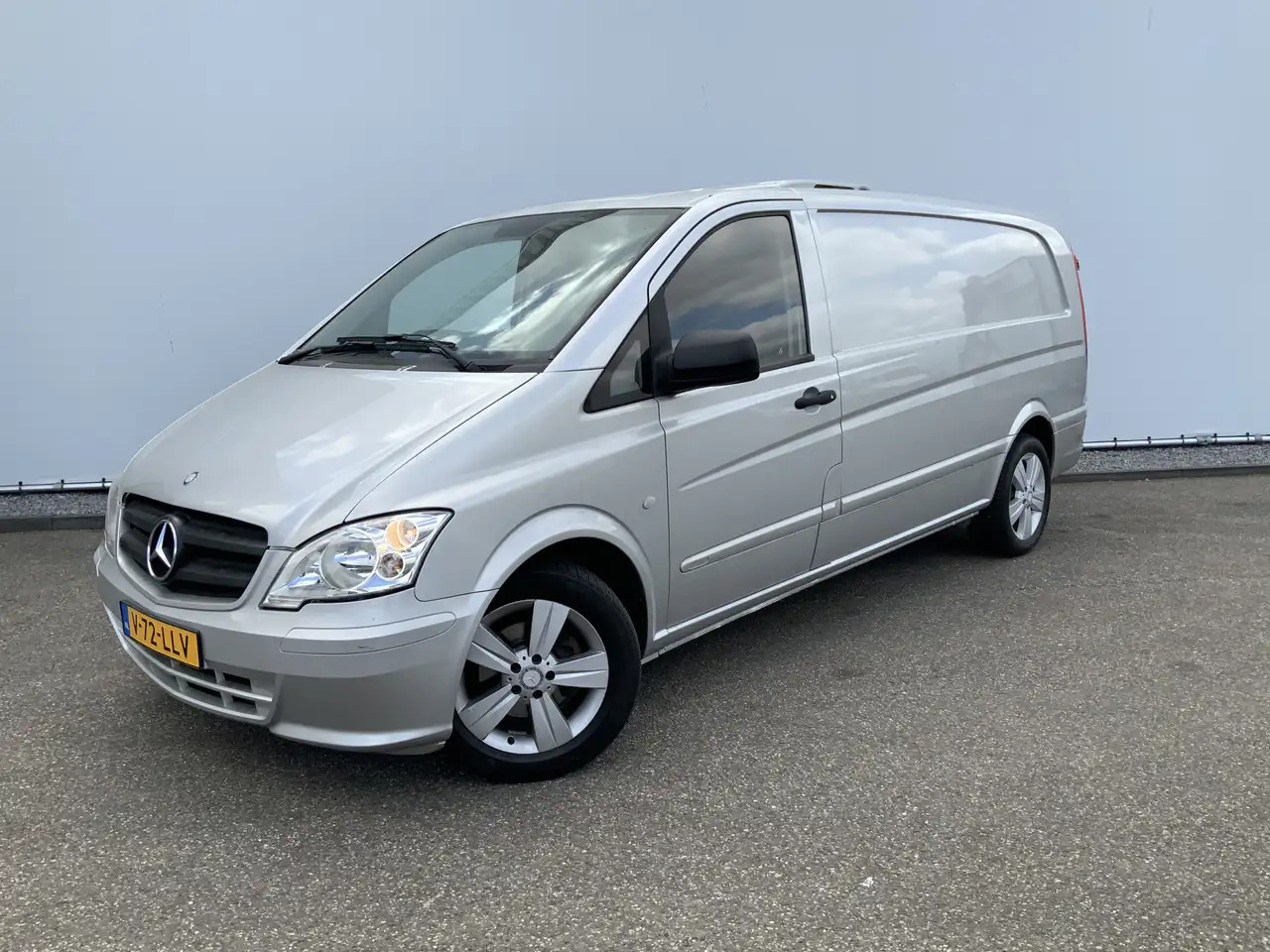 Mercedes-Benz Vito 122 CDI Automaat Koel Auto werkt 100 % 0.gr Airco - Furgon frigorifer: foto 1 Mercedes-Benz Vito 122 CDI Automaat Koel Auto werkt 100 % 0.gr Airco - Furgon frigorifer: foto 1