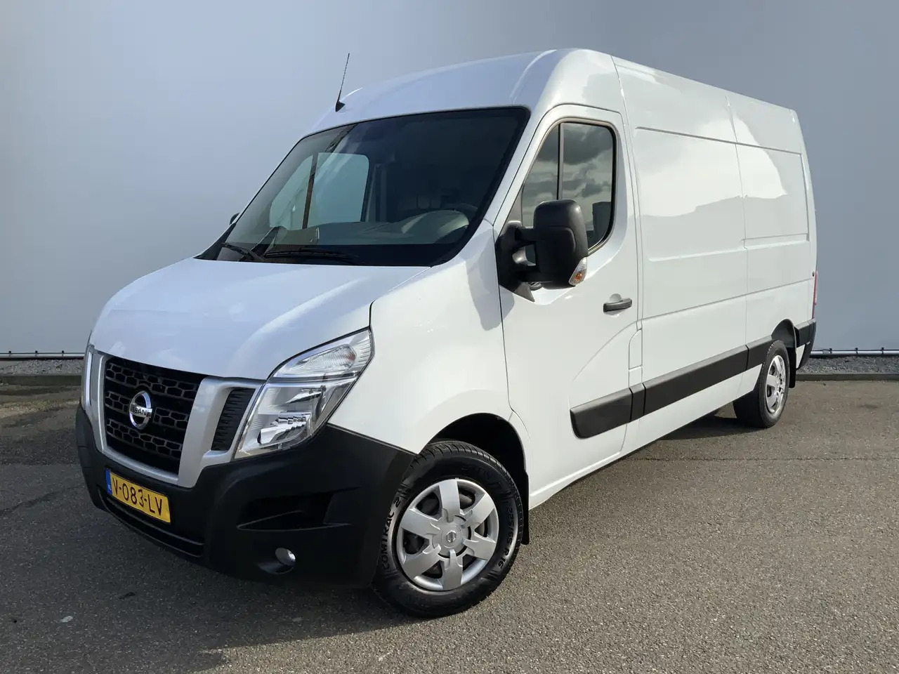 Nissan NV400 2.3 dCi L2H2 Optima L2H2 Airco Cruise Trekhaak 250 - Furgon: foto 1 Nissan NV400 2.3 dCi L2H2 Optima L2H2 Airco Cruise Trekhaak 250 - Furgon: foto 1