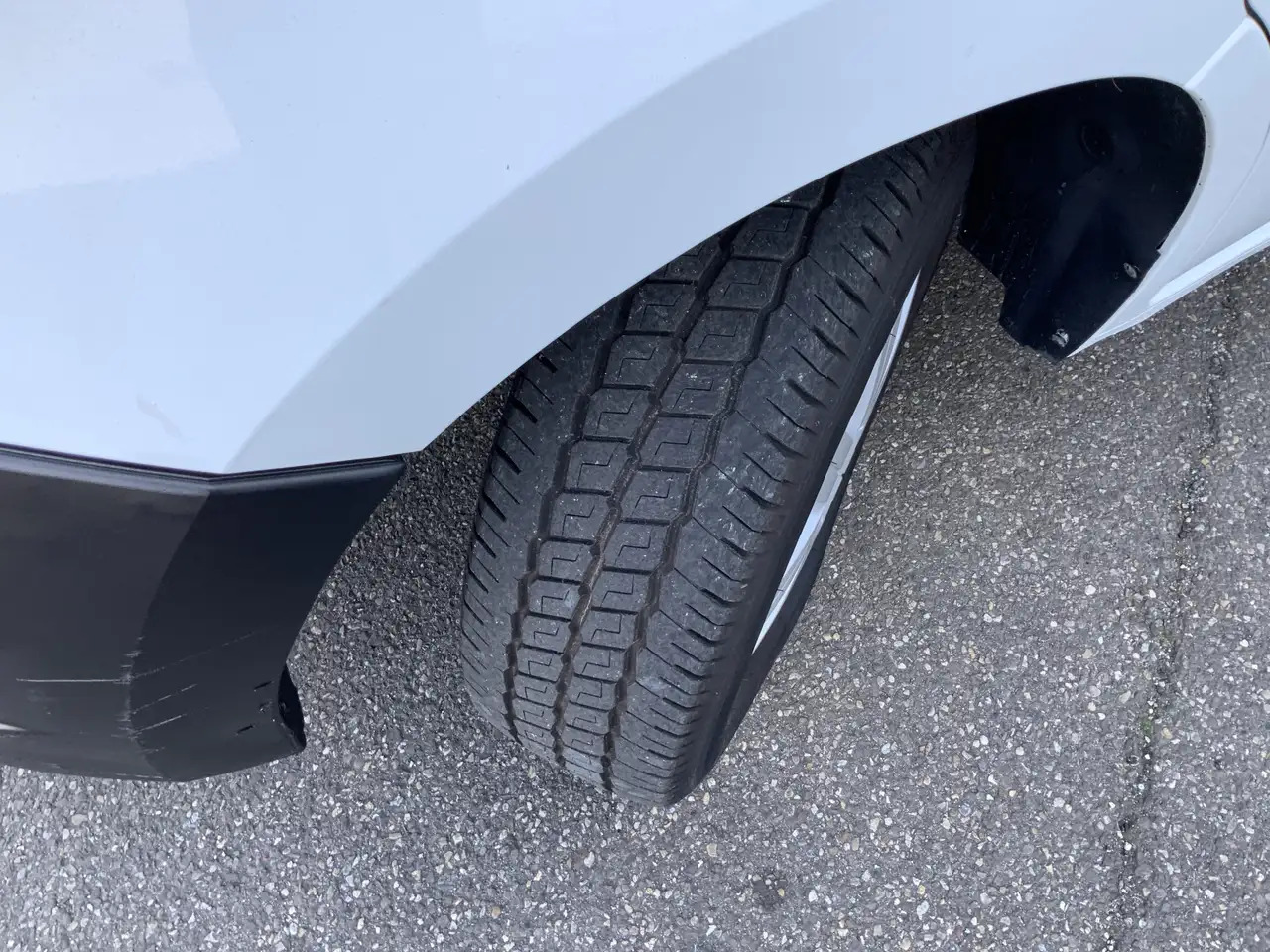 Kamioncine vetëshkarkuese Nissan NV400 2.3 dCi L3H1 Dub Cab 3 Zijde Kipper Airco Bakmaat: foto 16