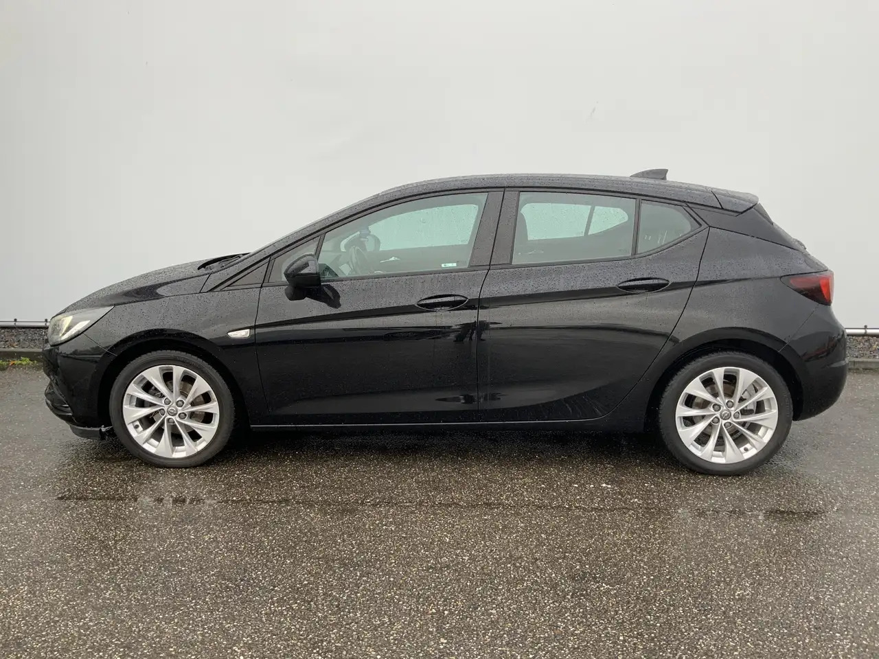 Opel Astra 1.6 BiTurbo Business Executive Airco Cruise Navi A - Hatchback: foto 3 Opel Astra 1.6 BiTurbo Business Executive Airco Cruise Navi A - Hatchback: foto 3