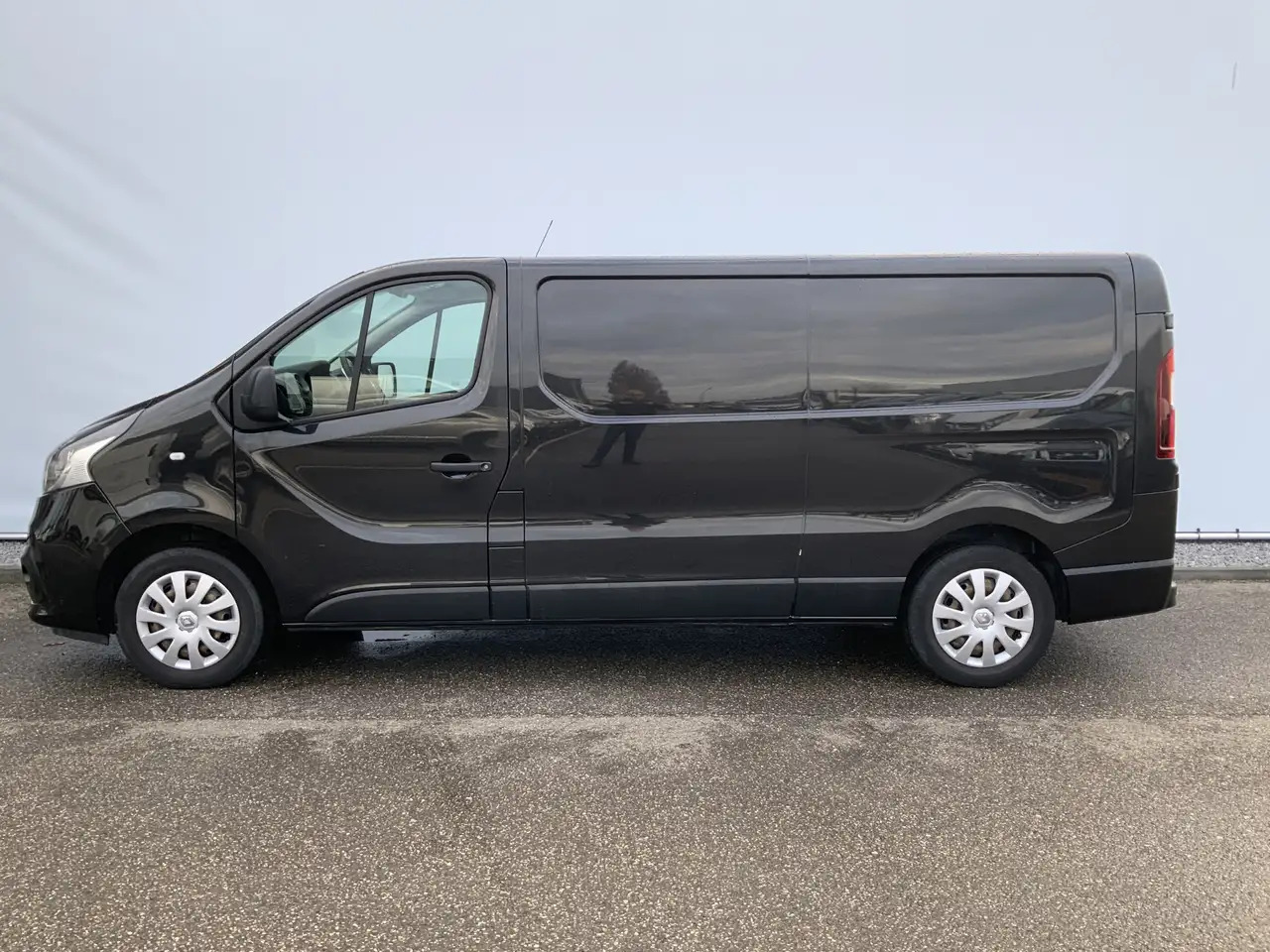 Renault Trafic 1.6 dCi T29 L2H1 Airco Cruise Trerkhaak 2000kg 3 Z - Furgon: foto 3 Renault Trafic 1.6 dCi T29 L2H1 Airco Cruise Trerkhaak 2000kg 3 Z - Furgon: foto 3