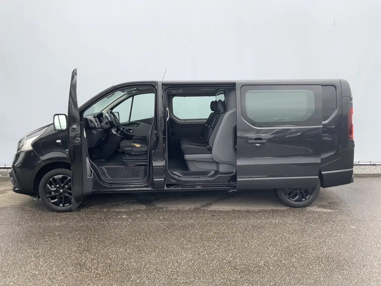 Renault Trafic 1.6 dCi T29 L2H1 Dub Cab 5 Zits Airco Cruise Navi - Kamioncine dopio kabinë: foto 4 Renault Trafic 1.6 dCi T29 L2H1 Dub Cab 5 Zits Airco Cruise Navi - Kamioncine dopio kabinë: foto 4