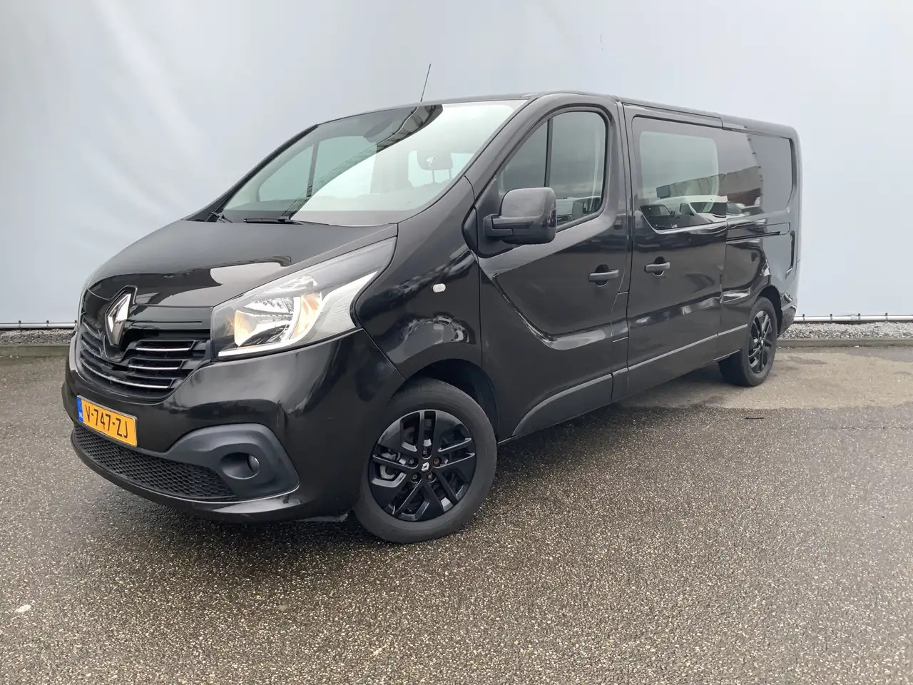 Renault Trafic 1.6 dCi T29 L2H1 Dub Cab 5 Zits Airco Cruise Navi - Kamioncine dopio kabinë: foto 1 Renault Trafic 1.6 dCi T29 L2H1 Dub Cab 5 Zits Airco Cruise Navi - Kamioncine dopio kabinë: foto 1